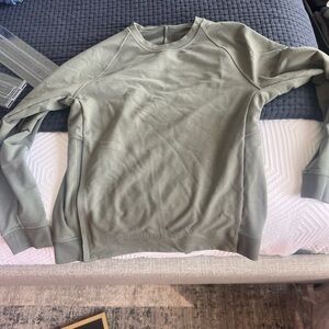 Lululemon men’s Olive green city sweat sweater size small (like new)